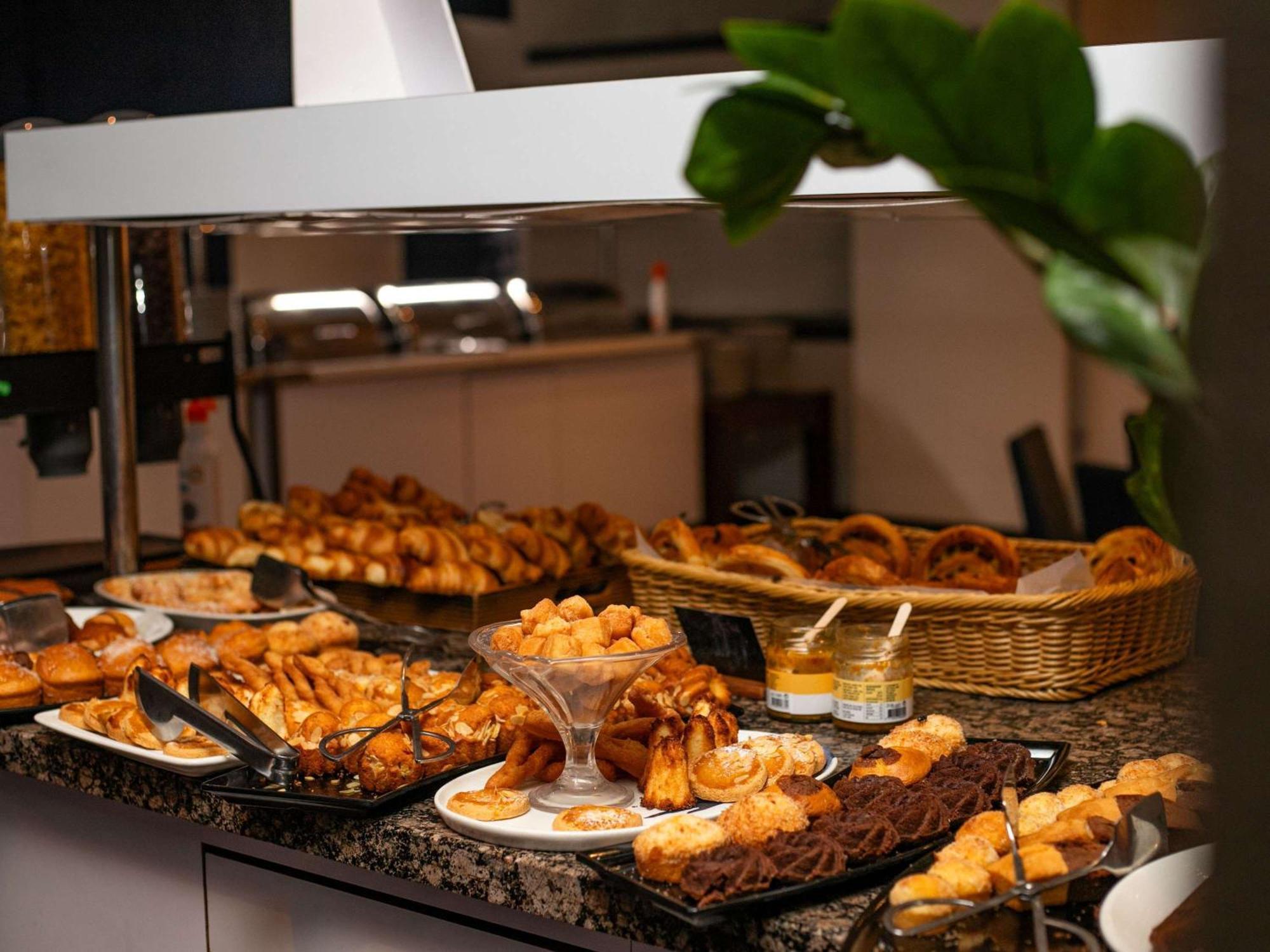Novotel Dakar Luaran gambar